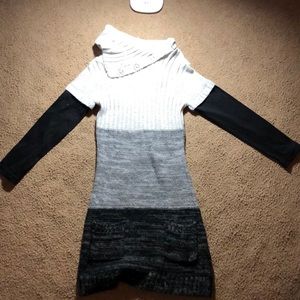 Half dress and can be worn as a shirt